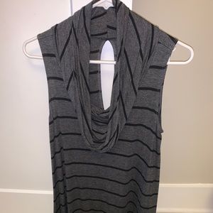Hooded neck tank top